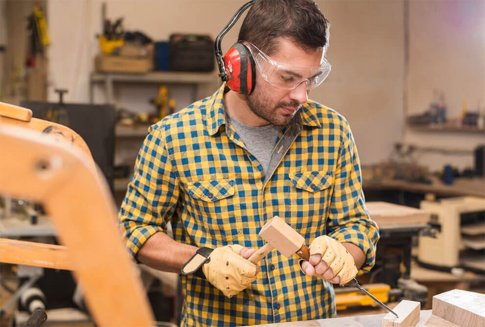 Why Firms Reputation Management Companies Img Post Carpenter1